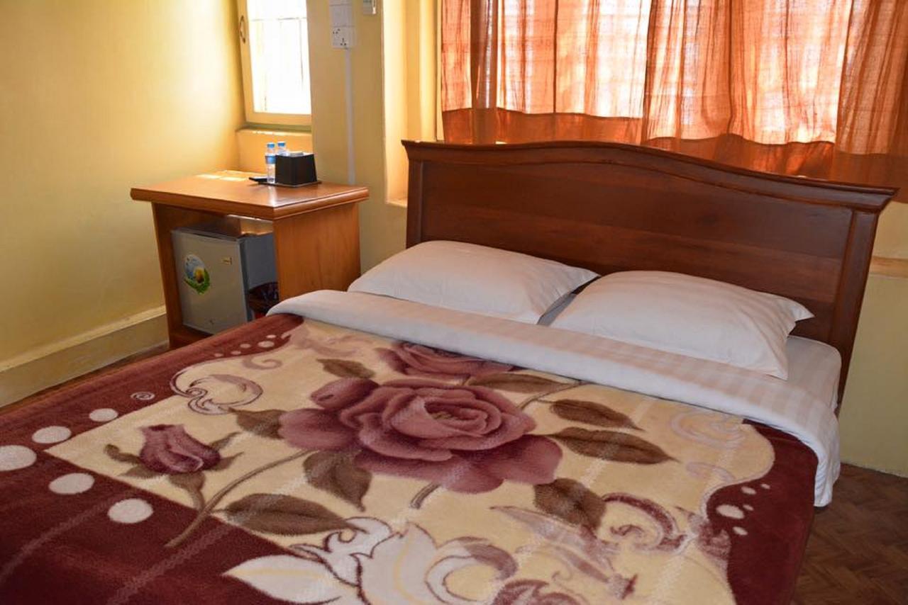 Yee Shin Guest House Hsipaw Kültér fotó